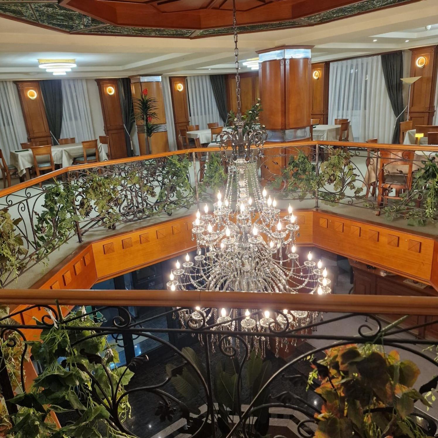 Hotel Princi I Arberit Prishtinë Ngoại thất bức ảnh
