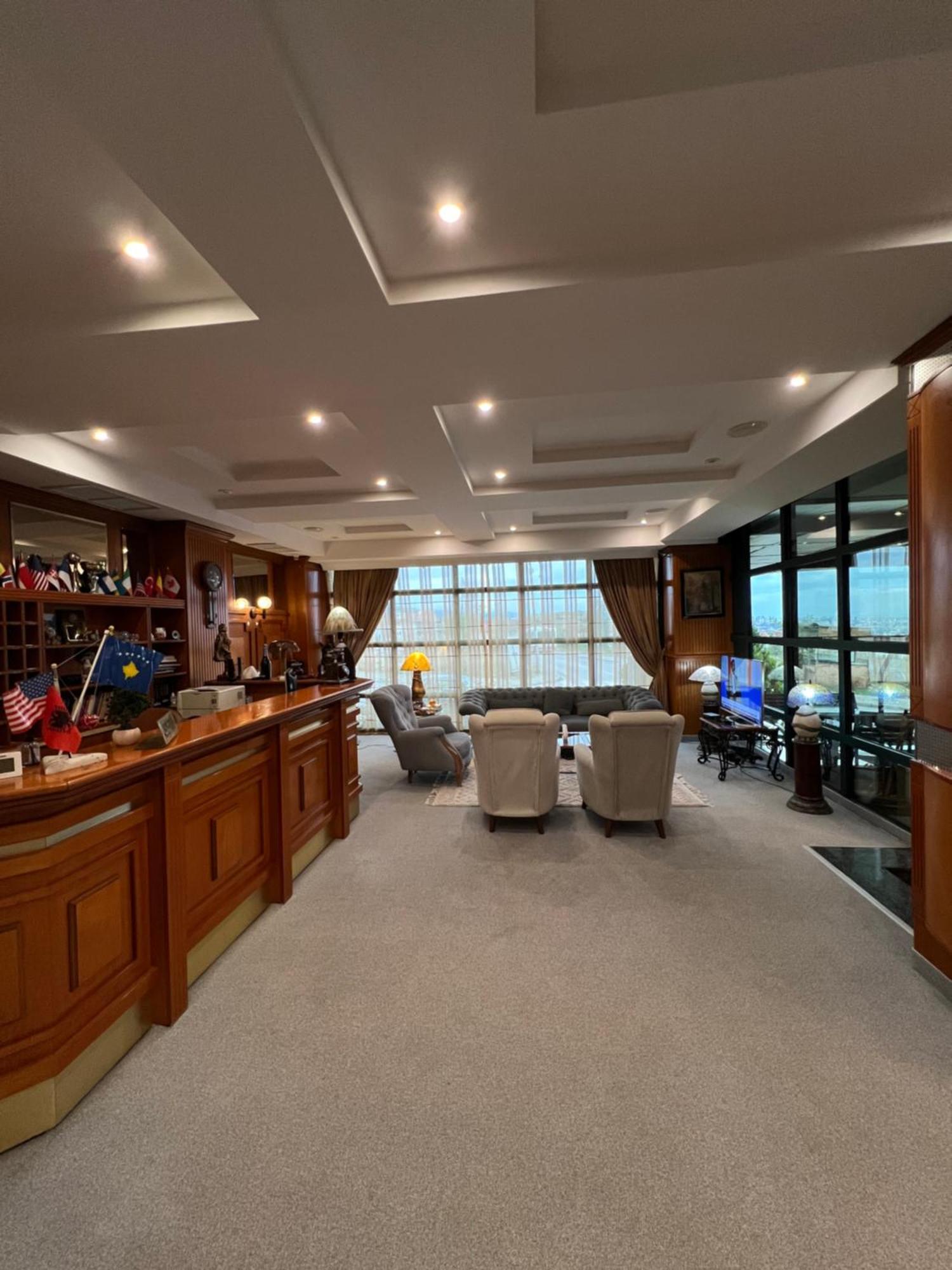 Hotel Princi I Arberit Prishtinë Ngoại thất bức ảnh